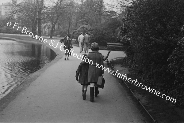 ST STEPHEN'S GREEN CHILDREN